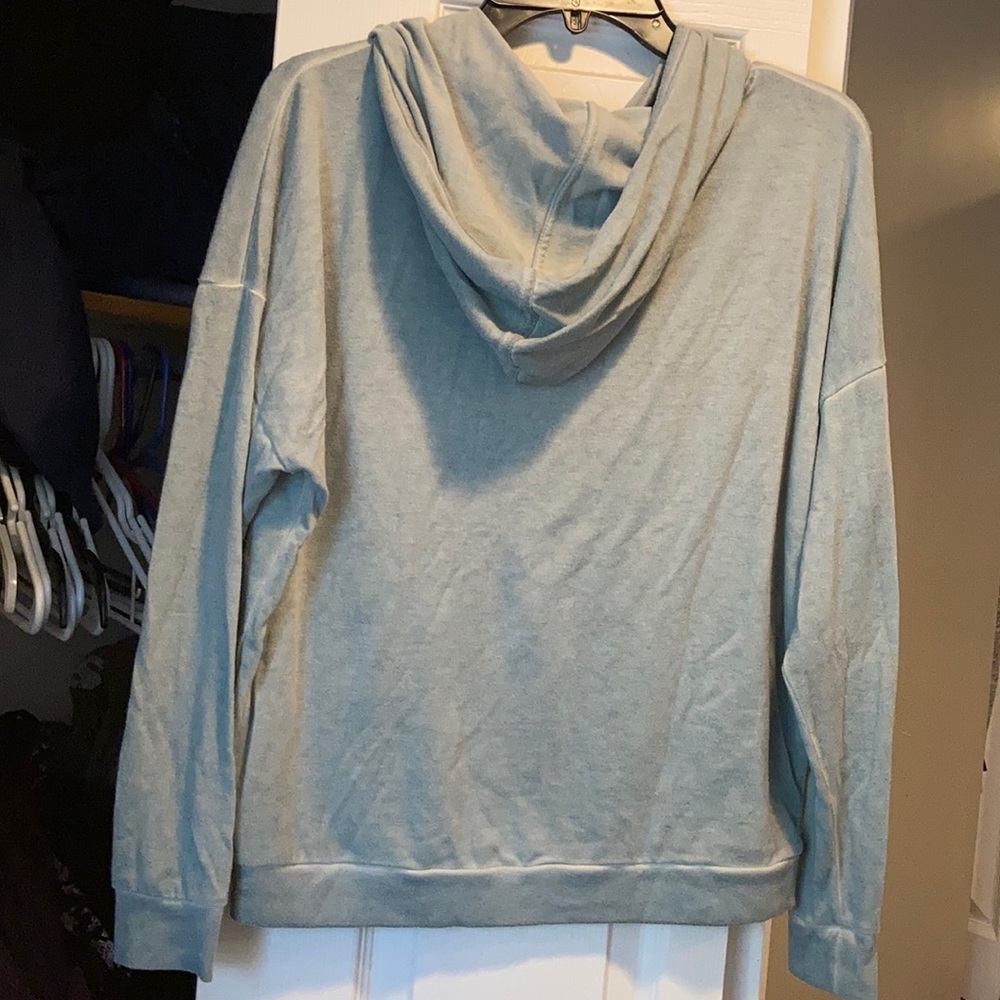 Sweatshirt - Picture 2 of 3